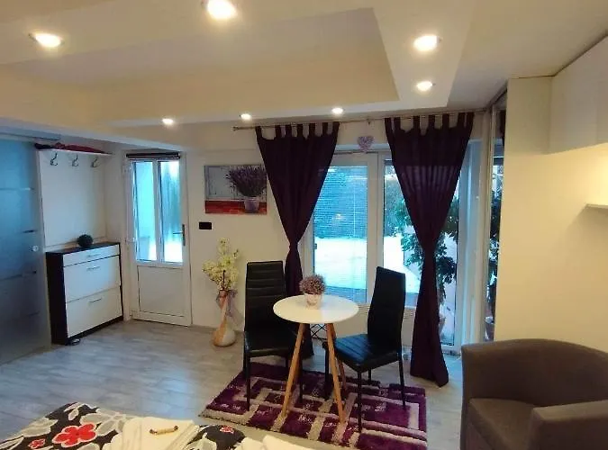 Dum Tamara Lägenhet